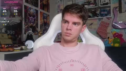 Snapshot of oxmikexo chatting on January 2026 11:47:01 AM Mike online show from January 2026 11:47:01 AM