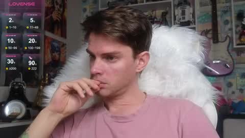 Snapshot of oxmikexo chatting on February 2026 01:47:01 PM Mike online show from February 2026 01:47:01 PM