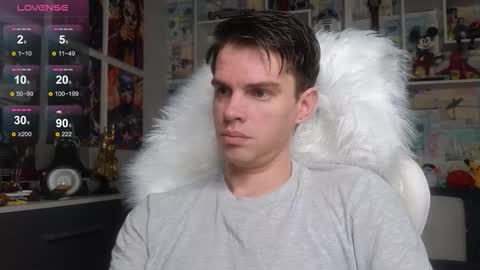 Snapshot of oxmikexo chatting on February 2026 01:26:02 PM Mike online show from February 2026 01:26:02 PM