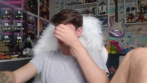 Snapshot of oxmikexo chatting on February 2026 01:48:02 PM Mike online show from February 2026 01:48:02 PM