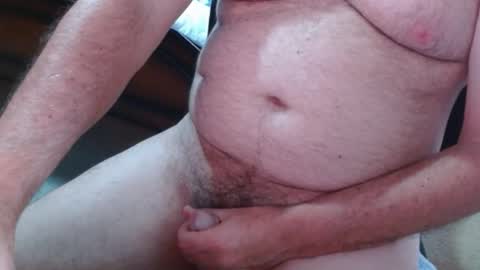 Snapshot of ozzieozzieoi chatting on February 2026 12:09:01 AM HairyolOz online show from February 2026 12:09:01 AM