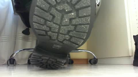 Pablo Meness online show from January 2025 03:32:02 PM