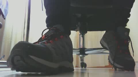 Pablo Meness online show from February 2025 10:26:02 AM