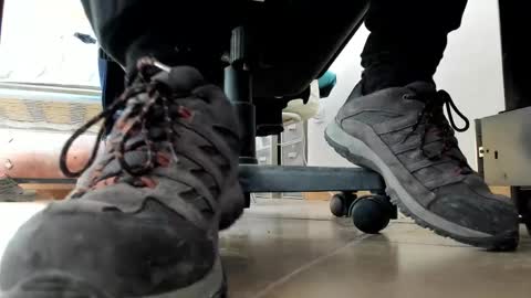 Pablo Meness online show from February 2026 07:04:02 AM