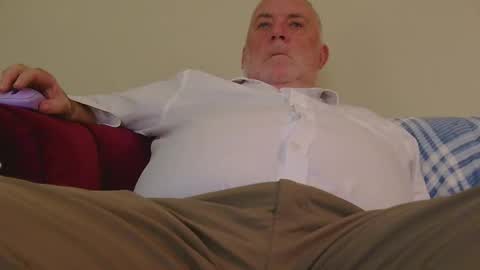 paige_notfound online show from April 2026 10:49:02 PM