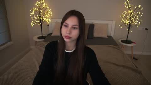 Paige online show from September 2025 05:55:02 AM