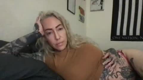 Snapshot of paigesixx_charlievicious chatting on November 2025 12:42:01 AM paigesixx_charlievicious online show from November 2025 12:42:01 AM