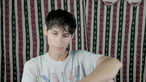 Snapshot of paimon_goetia chatting on May 2026 12:19:01 AM Alexander Grigori online show from May 2026 12:19:01 AM