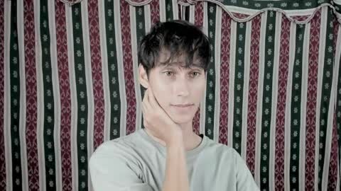 Snapshot of paimon_goetia chatting on June 2026 01:18:01 AM Alexander Grigori online show from June 2026 01:18:01 AM