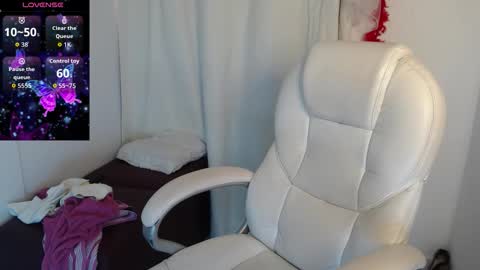 paiper online show from November 2025 11:58:01 AM