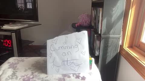 paisleysnowxo online show from March 2025 06:05:02 PM