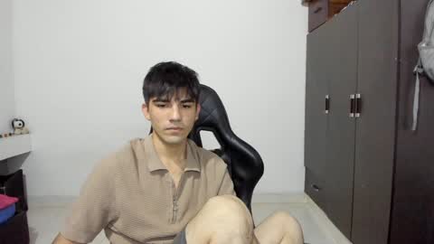 Snapshot of pakun_ chatting on December 2024 12:01:02 AM pakun_ online show from December 2024 12:01:02 AM