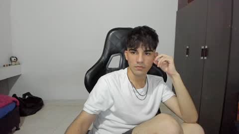 Snapshot of pakun_ chatting on December 2024 01:36:02 AM pakun_ online show from December 2024 01:36:02 AM