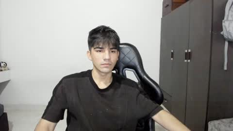 Snapshot of pakun_ chatting on January 2025 10:55:01 PM pakun_ online show from January 2025 10:55:01 PM