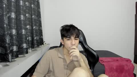 Snapshot of pakun_ chatting on January 2025 11:44:02 PM pakun_ online show from January 2025 11:44:02 PM