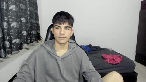 Snapshot of pakun_ chatting on February 2025 01:43:01 AM pakun_ online show from February 2025 01:43:01 AM