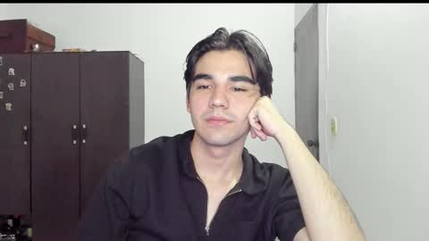 pakun_ online show from November 2025 01:07:02 AM