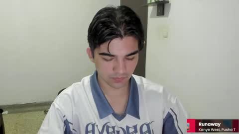 Snapshot of pakun_ chatting on April 2026 04:01:01 PM pakun_ online show from April 2026 04:01:01 PM