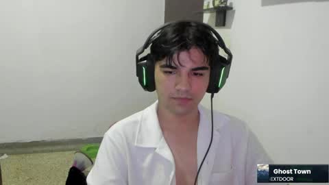 Snapshot of pakun_ chatting on April 2026 11:44:02 PM pakun_ online show from April 2026 11:44:02 PM