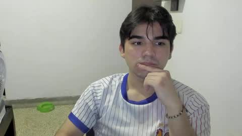 Snapshot of pakun_ chatting on May 2026 01:23:02 AM pakun_ online show from May 2026 01:23:02 AM
