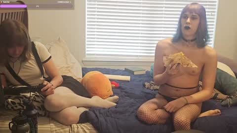 Snapshot of palaceofmalice chatting on February 2025 04:18:02 PM palaceofmalice online show from February 2025 04:18:02 PM