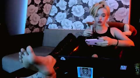 Snapshot of palmer_haze chatting on November 2025 08:41:02 PM palmer_haze online show from November 2025 08:41:02 PM