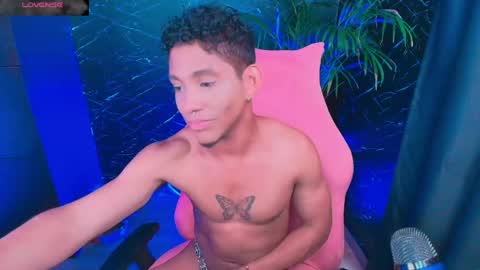 Palo Santo online show from February 2026 07:11:01 PM