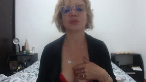 Snapshot of paloma_martin chatting on February 2025 02:35:01 AM paloma online show from February 2025 02:35:01 AM