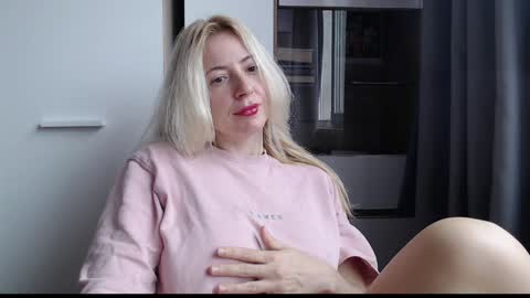 BABE online show from September 2025 07:32:02 AM