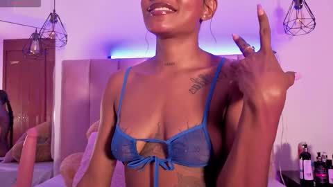 Pamela online show from November 2025 05:02:01 PM