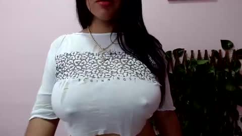 Pamela Claus online show from January 2025 05:39:01 PM