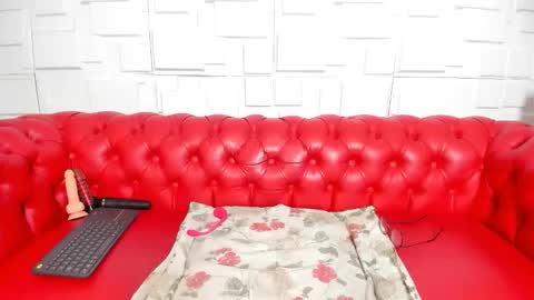 pamela_gaviria01 online show from February 2026 01:21:01 PM