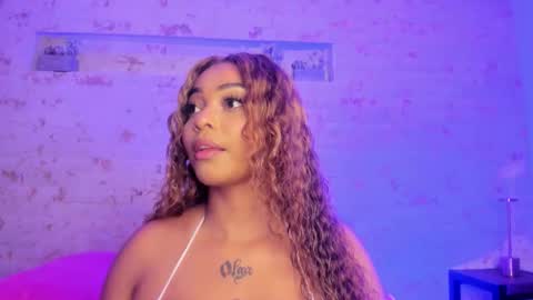 Snapshot of pamela_west chatting on February 2026 07:43:01 PM Pamela West online show from February 2026 07:43:01 PM