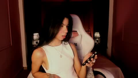 Snapshot of pamelaascott chatting on May 2026 04:20:01 AM P A M online show from May 2026 04:20:01 AM