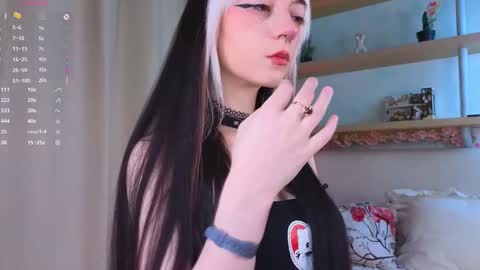 Diana online show from October 2025 03:54:01 PM