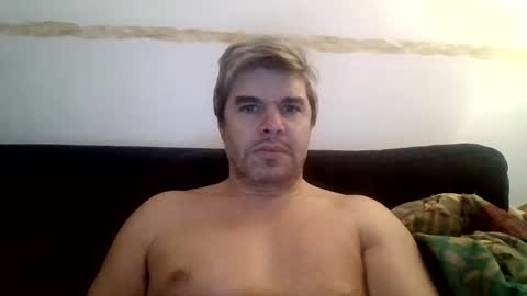 Snapshot of panchomadrid chatting on May 2026 11:17:02 PM Pancho Madrid online show from May 2026 11:17:02 PM