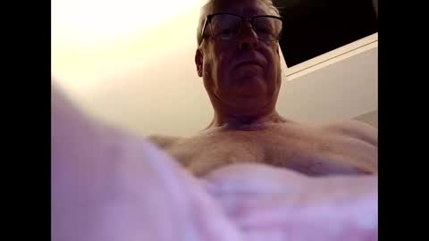 panda320 online show from March 2026 10:36:01 PM