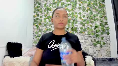 Snapshot of pandora_gu1 chatting on December 2024 11:40:01 PM pandora_gu1 online show from December 2024 11:40:01 PM