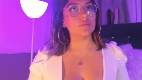 Snapshot of pandoracherry chatting on February 2025 03:33:01 AM Pandora online show from February 2025 03:33:01 AM