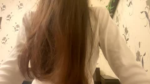 Kate online show from October 2025 09:36:01 PM
