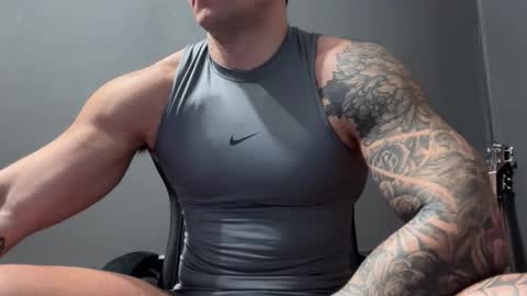 Snapshot of panther_style chatting on February 2026 06:52:02 AM Oleg online show from February 2026 06:52:02 AM