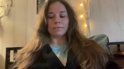 Snapshot of pantiesofthefae chatting on June 2026 10:39:01 AM Pantiesofthefae online show from June 2026 10:39:01 AM