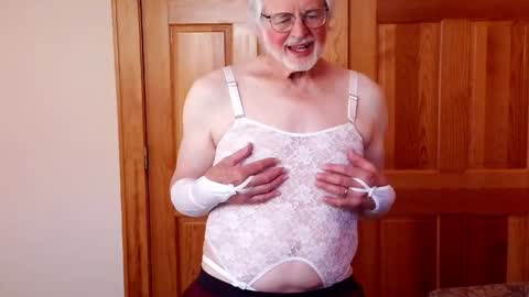 Snapshot of pantyjim19 chatting on April 2026 06:05:02 PM PantyJim19 online show from April 2026 06:05:02 PM