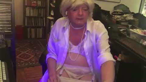 Pantyvioletlace online show from February 2026 04:23:02 AM