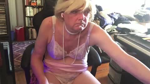 Snapshot of pantyvloletlace chatting on July 2026 07:24:01 PM Pantyvioletlace online show from July 2026 07:24:01 PM