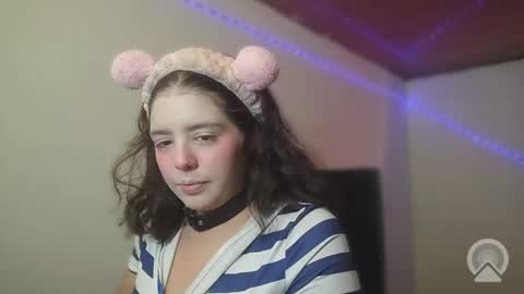 Snapshot of pao_ly chatting on June 2026 06:17:02 PM Paola online show from June 2026 06:17:02 PM