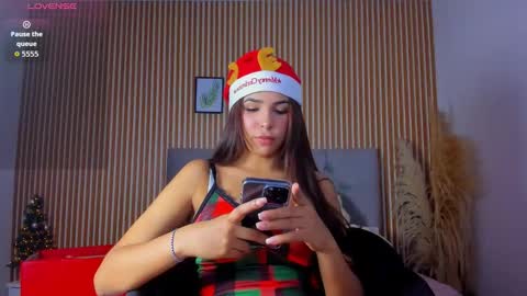 paola online show from December 2025 01:13:01 AM