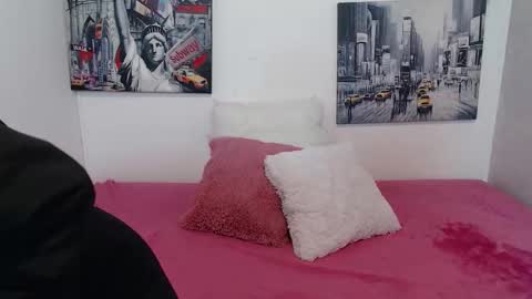 Snapshot of paolabotero chatting on December 2025 12:21:02 PM Paola online show from December 2025 12:21:02 PM