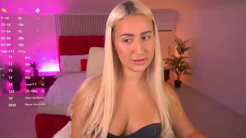 Snapshot of paolamola chatting on July 2026 02:14:01 PM Lia online show from July 2026 02:14:01 PM