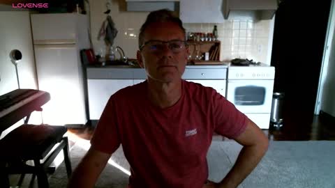 papa_show online show from December 2024 09:24:01 AM